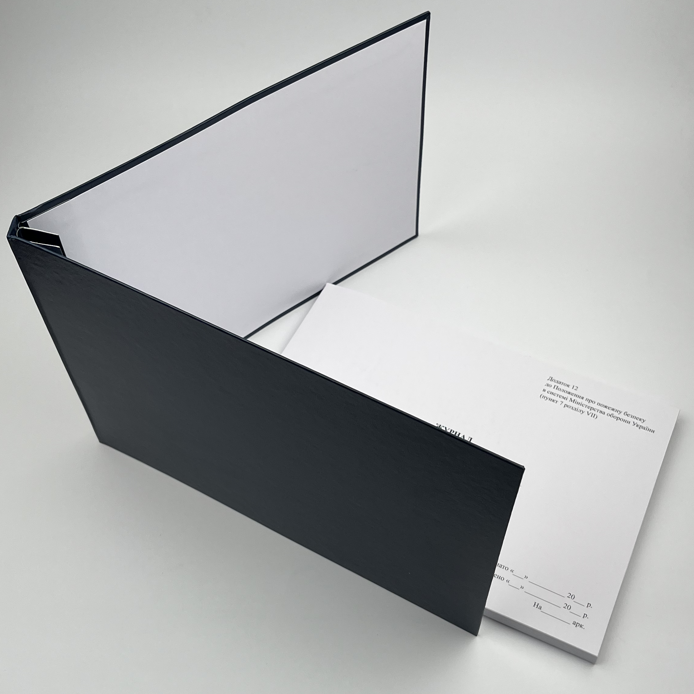 Тверда обкладинка для журналів та книг обліку