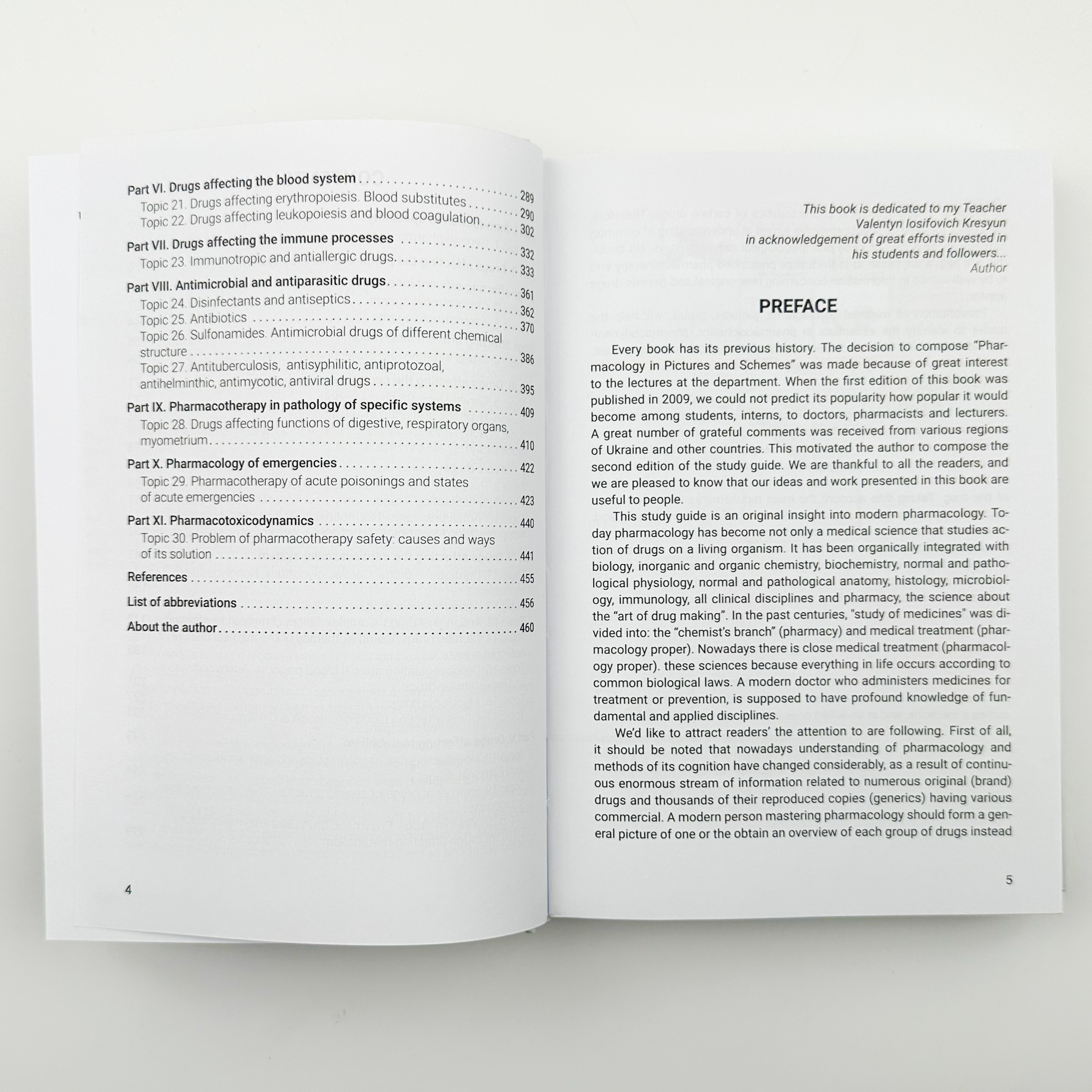 Pharmacology in Pictures and Schemes . Автор — Годован В.В.. 